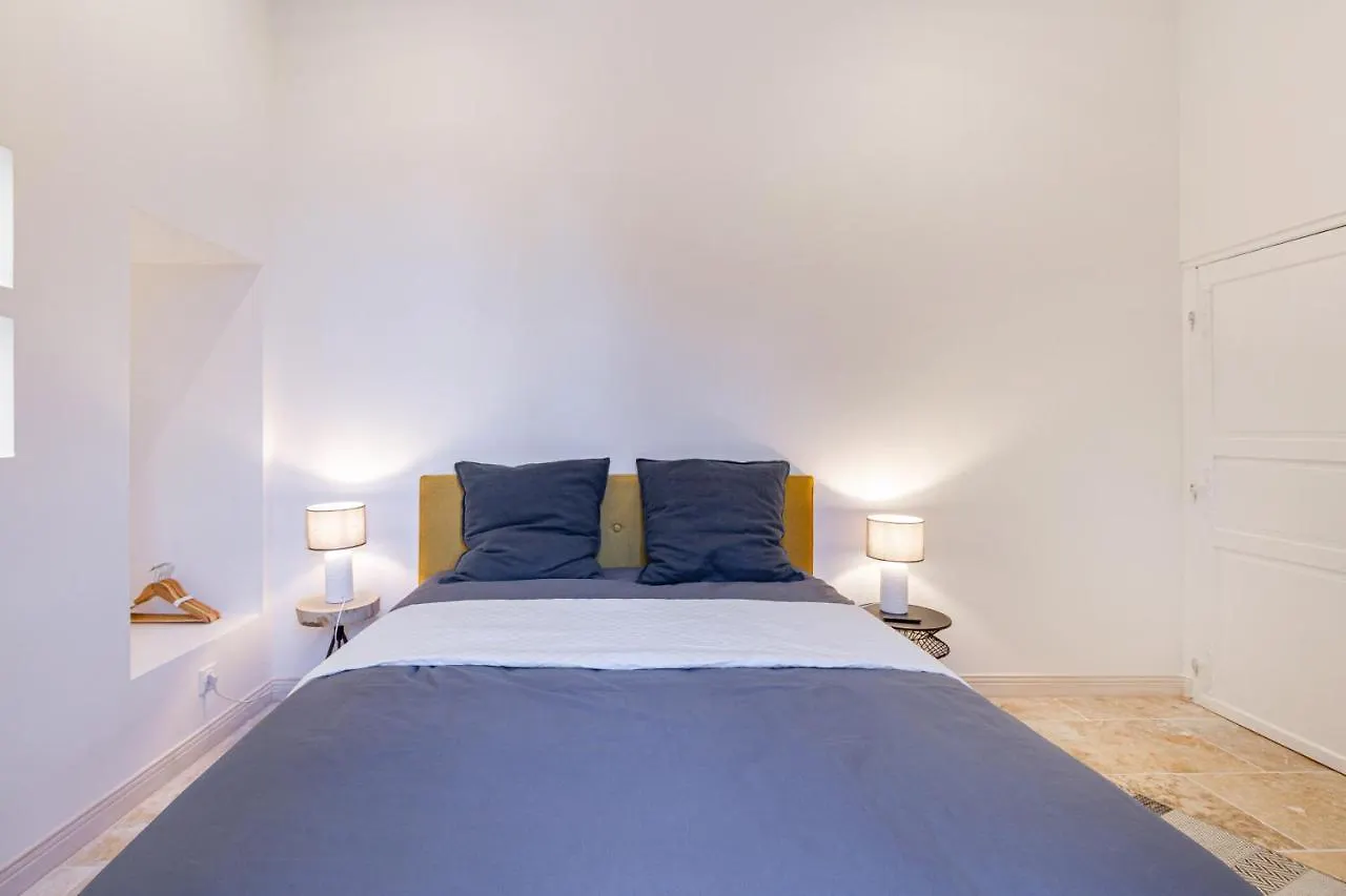 B&B Du Couvent, Chambre Aux Paons Giroussens 0*,