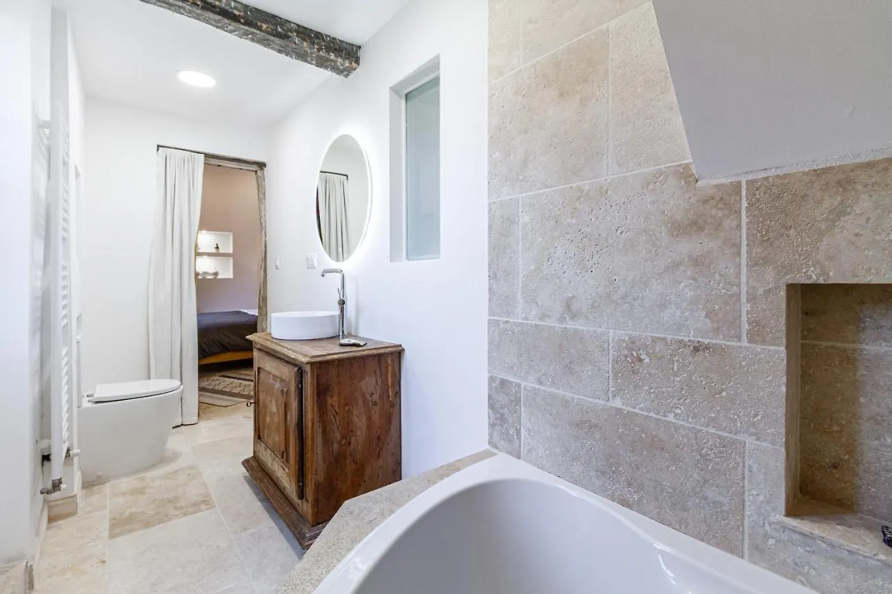 B&B Du Couvent, Chambre Aux Paons Giroussens 0*,  France